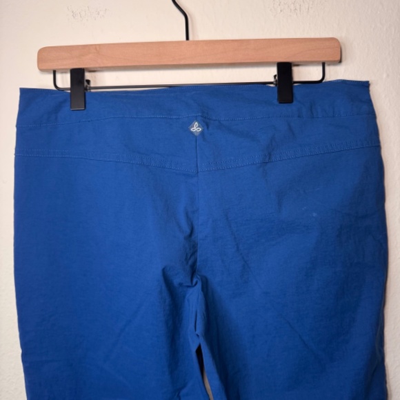 prAna Bliss Capri Pants Size M Blue Nylon Stretch Drawstring Cropped Hiking - Picture 5 of 5